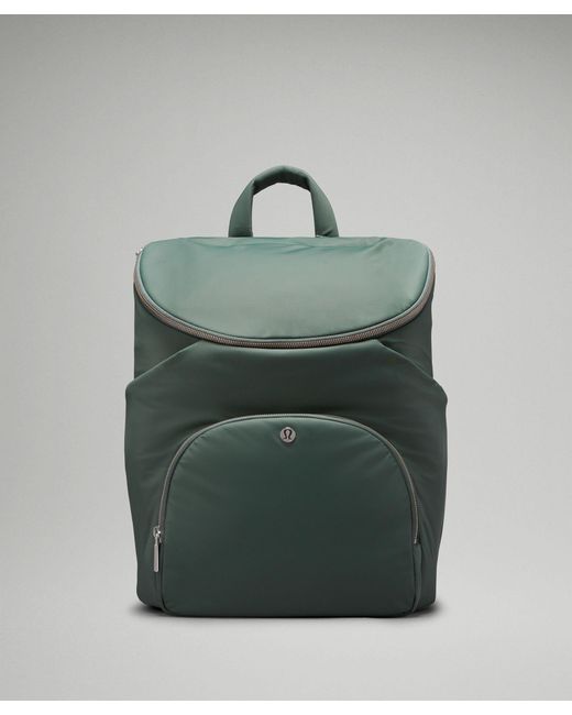 lululemon athletica New Parent Backpack 17l - Color Silver/green