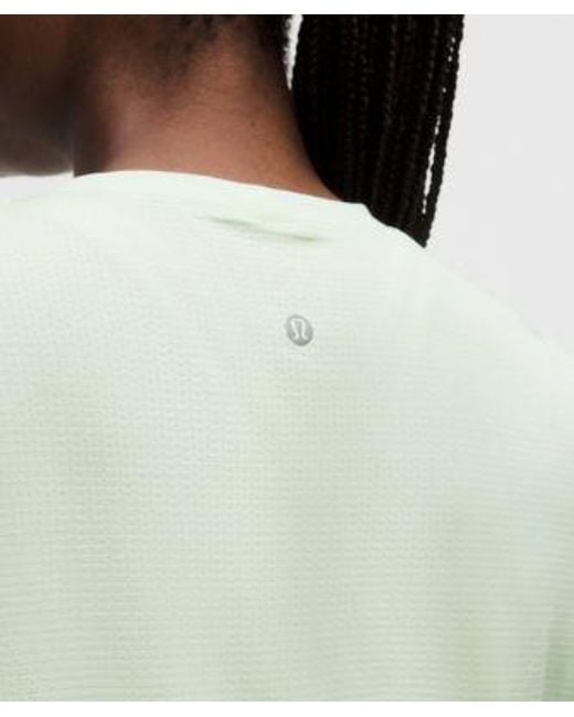 lululemon athletica Green – Swiftly Relaxed Short-Sleeve Shirt Hip Length Fit – – Size 4