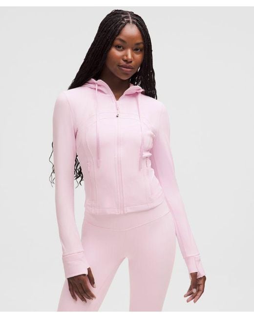 Lululemon Define Jacket Cropped Nuluサイズ4 NWT Lululemon Nulu Cropped Define Jacket size 4 Vintage Plum