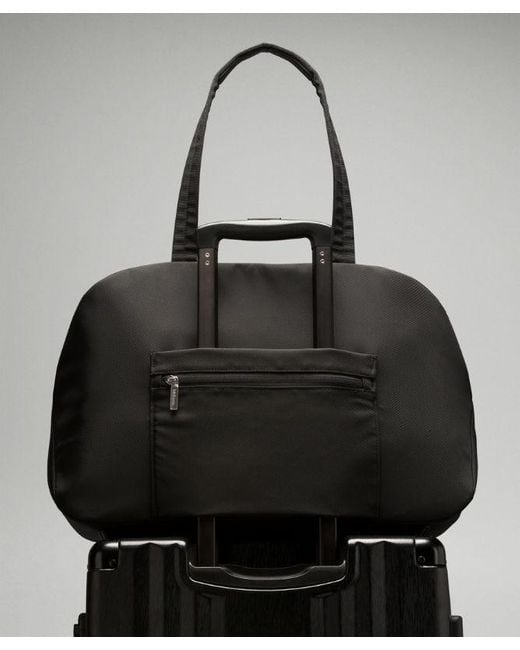 lululemon athletica Black – City Essentials Bag 25L –