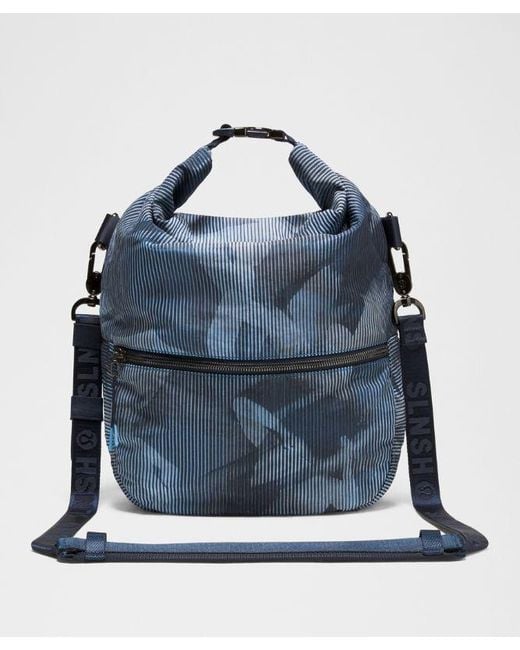 lululemon athletica Blue – Rolltop Crossbody Bag 5.5L Slnsh Collection –