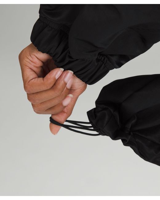 lululemon athletica Lightweight Oversized Coaches Jacket - Color Black - Size L