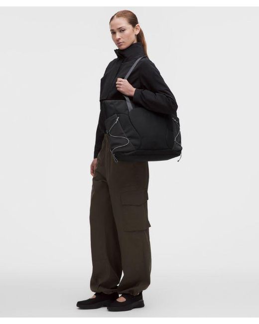lululemon athletica Black – Scuba Tote Bag 19.5L Paracord –