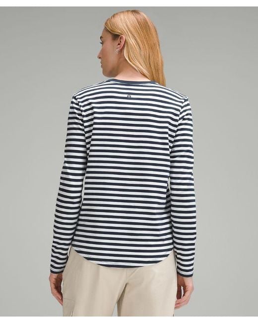 lululemon athletica Love Long-sleeve Shirt - Color Navy White Blue - Size 0