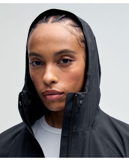 lululemon Rain Rebel Jacket in Black | Lyst