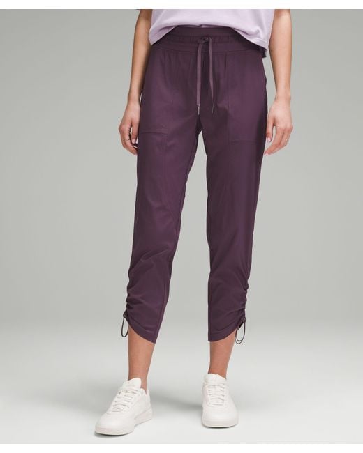 https://cdna.lystit.com/520/650/n/photos/lululemon/5fe99666/lululemon-athletica-designer-Grape-Thistle-Dance-Studio-Mid-rise-Cropped-Pants-Color-Purple-Size-0.jpeg