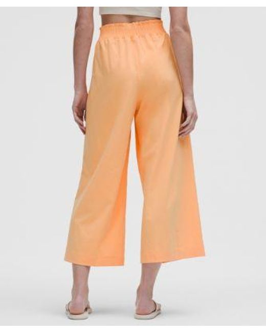 lululemon athletica Orange – Stretch Woven Ruffle-Waist Wide-Leg Cropped Pants – – Size Large
