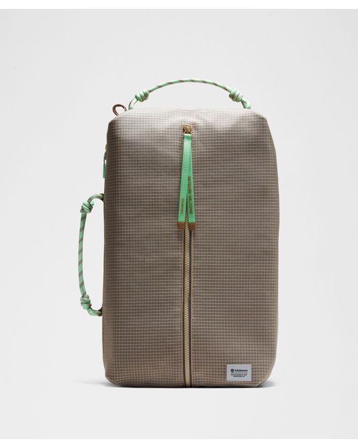 lululemon athletica Khaki Backpack 25 Liter Backpacks | lululemon main image 4