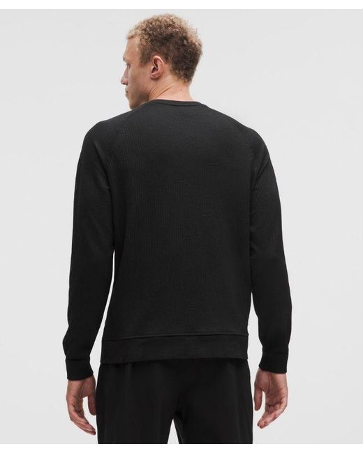 lululemon athletica Gray – Engineered Warmth Long-Sleeve Crew Sweatshirt – – Size Large for men