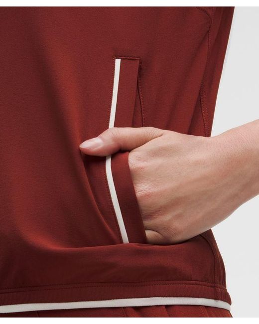 lululemon athletica Red – Lightweight High-Neck Golf Vest Graphic – – Size Large