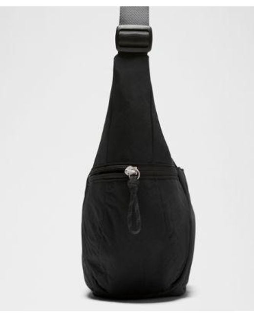 lululemon athletica Black – Slouchy Sling Bag 6L –