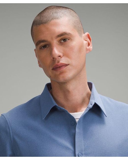 lululemon athletica Airing Easy Short-sleeve Shirt - Color Blue - Size L for men
