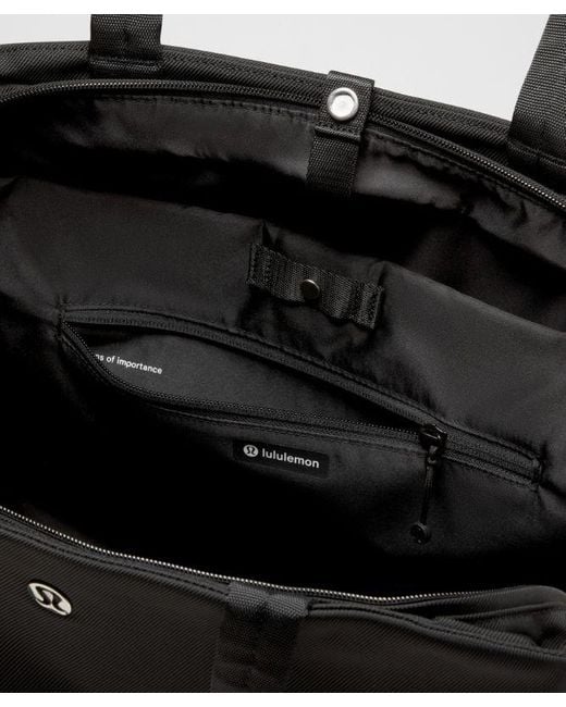 lululemon athletica Black – City Essentials Bag 25L –