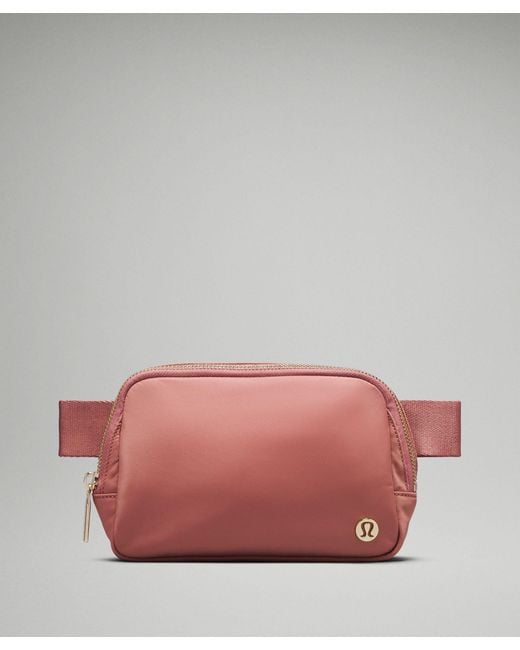 lululemon – Everywhere Belt Bag 1L Metal Hardware – //Pastel
