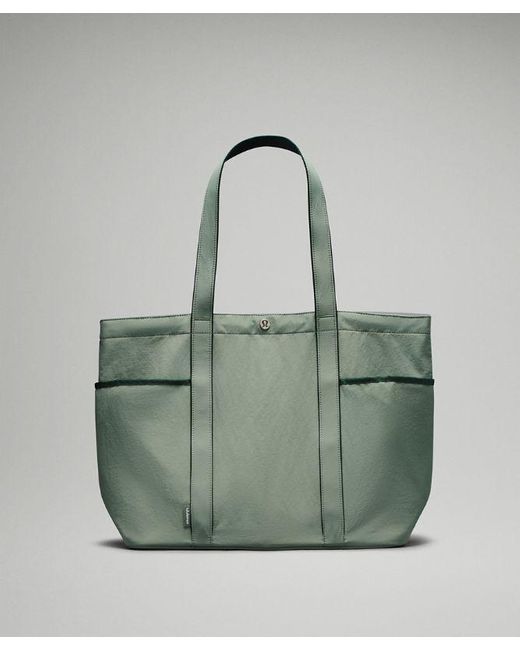 lululemon athletica Green – Daily Multi-Pocket Tote Bag 20L –