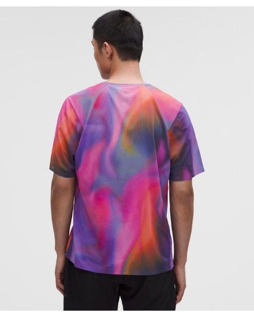 lululemon athletica Purple – Fast And Free Short-Sleeve Shirt Race Length – Color Printed – Size Large for men