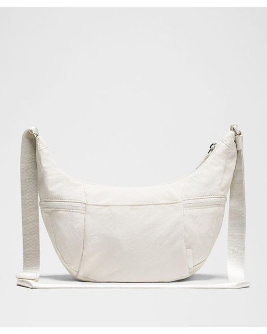 lululemon athletica White – Small Slouchy Sling Bag 3L –