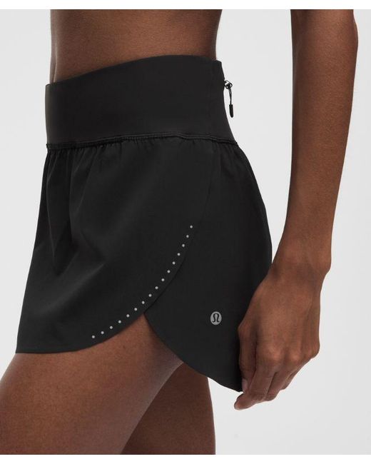 lululemon athletica Black – Fast And Free Mid-Rise Split Shorts Design – 3" – – Size Large