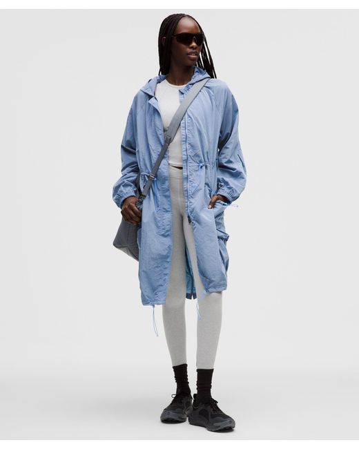 lululemon Lightweight Woven Long Jacket in Blue | Lyst