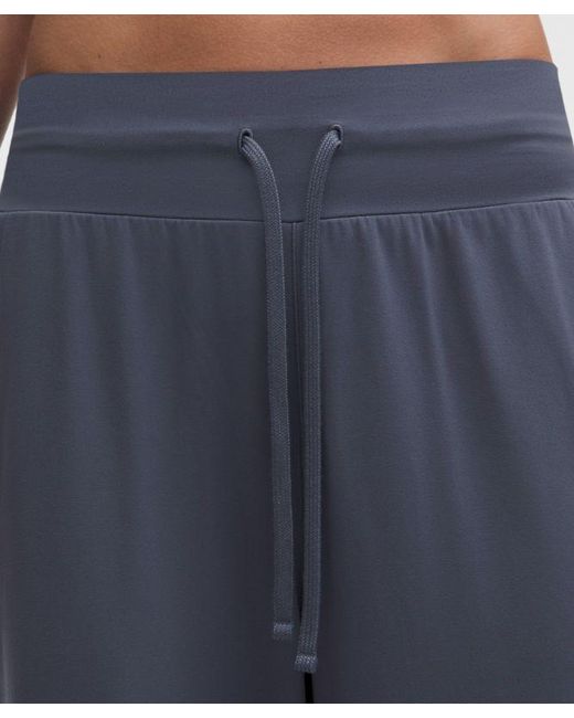 lululemon athletica Blue – Groove Low-Rise Relaxed Cinch Pants Regular – – Size 4