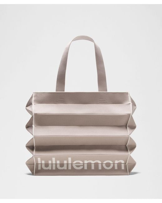 lululemon athletica bags Everywhere Belt Bag 1L (Tidewater Teal) 18.5cm x 12cm x 19.5cm (7.3 x 4.7 x 7.7) Lululemon Athletica Everywhere Belt Bag
