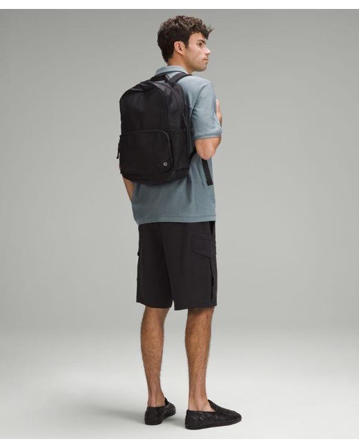 lululemon athletica Black – Everywhere Backpack 22L –
