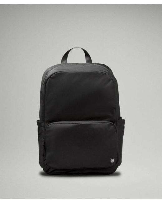 lululemon athletica Black – Everywhere Backpack 22L –