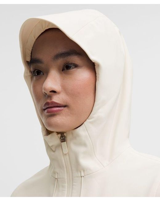 lululemon athletica Natural Cross Chill City-To-Trail Jacket