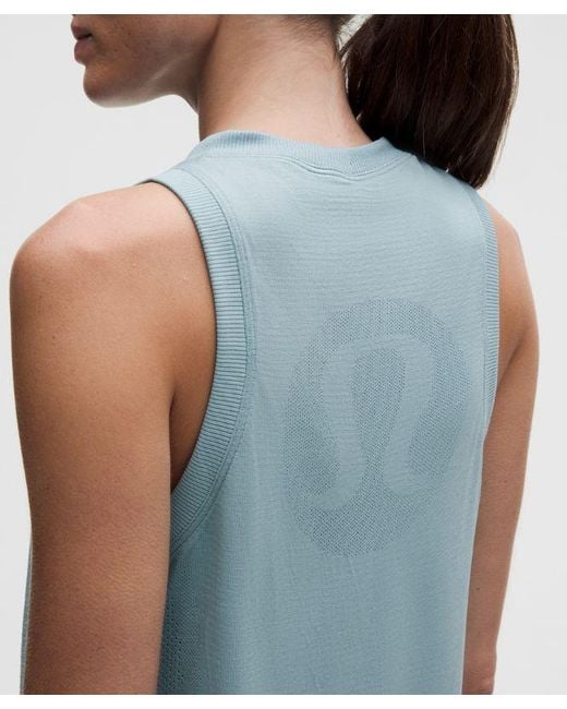 lululemon athletica Blue – Swiftly Relaxed Tank Top Hip Length Logo – – Size 6