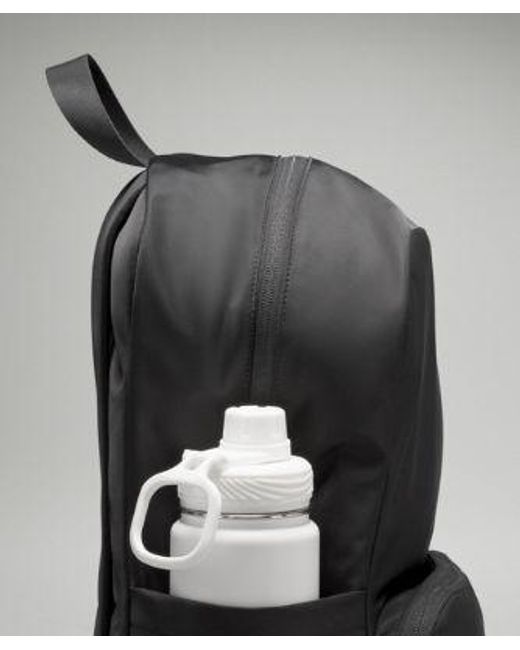 lululemon athletica Black – Everywhere Backpack 22L –