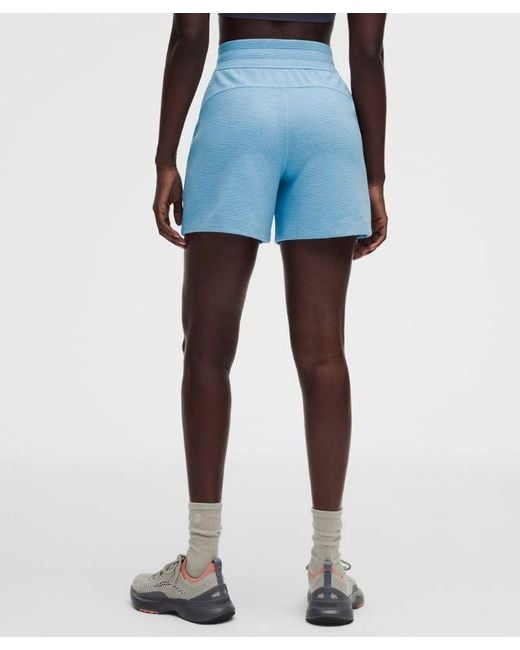 lululemon athletica Blue – Scuba High-Rise Shorts Waffle – 5" – – Size Large