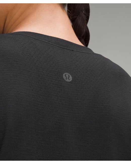 lululemon athletica Black – Swiftly Relaxed Long-Sleeve Shirt – –