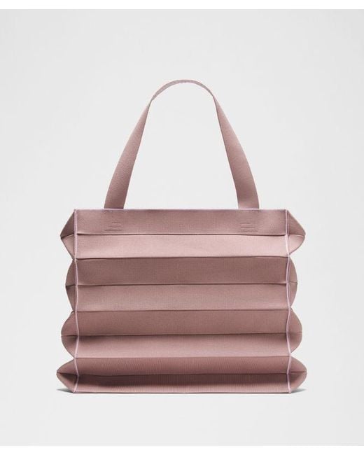 lululemon athletica Pink – Fold It Hold It Tote Bag 22L –