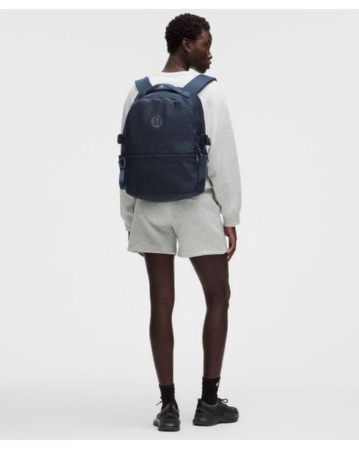 lululemon athletica Blue – New Crew Backpack Large 30L – Color Khaki