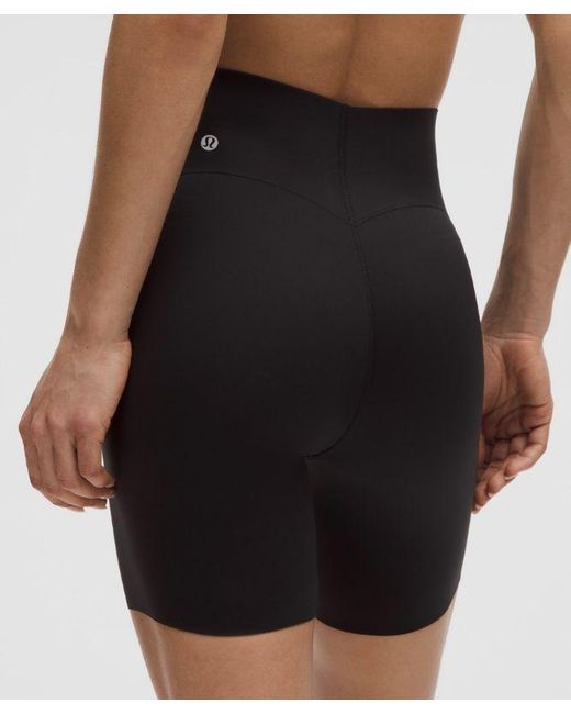 lululemon athletica Black – Glow Up Super-High-Rise Shorts – 6" – – Size 4