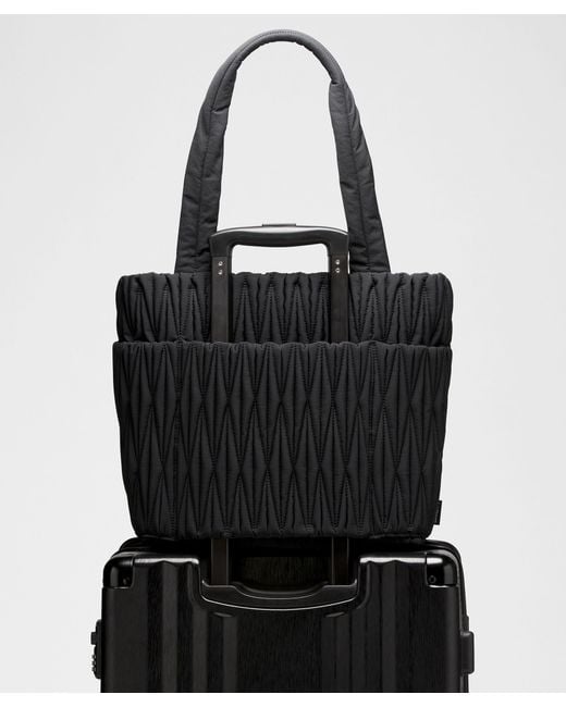 lululemon Diamond Quilt Tote Bag 14L in Black | Lyst lululemon Diamond Quilt Tote Bag 14L in Black | Lyst