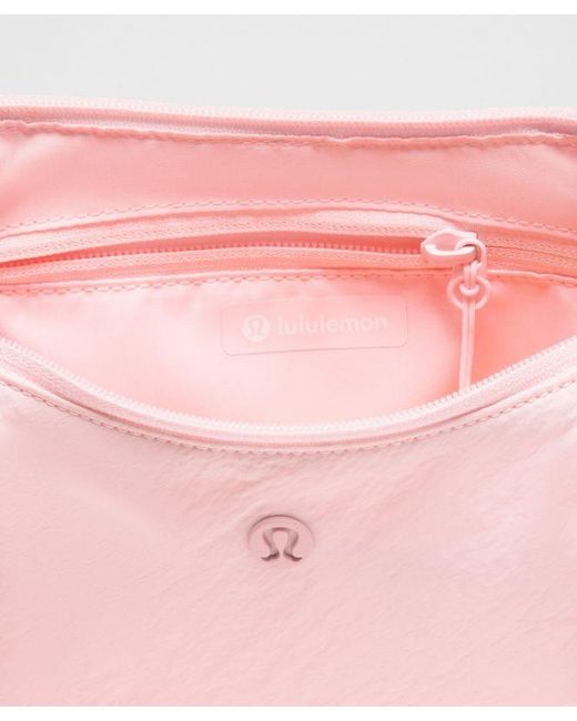 lululemon athletica Pink – Small Slouchy Sling Bag 3L –