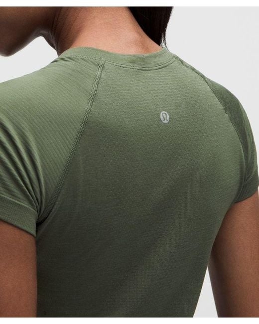 lululemon athletica Green – Swiftly Tech Short-Sleeve Shirt 2.4 Waist Length – – Size 4