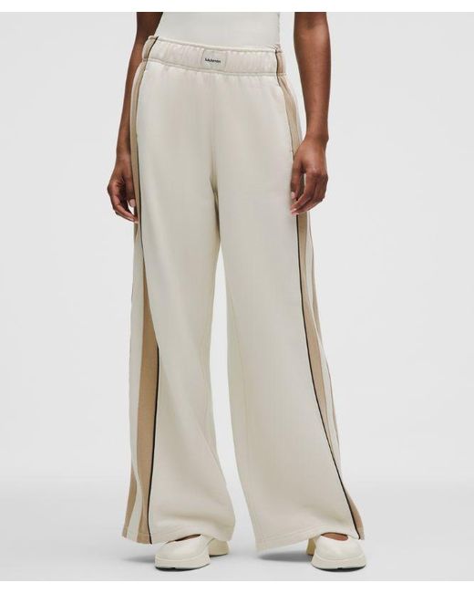 lululemon athletica Natural – Steady State Oversized Track Pants Stripe – Color Khaki/ – Size Large