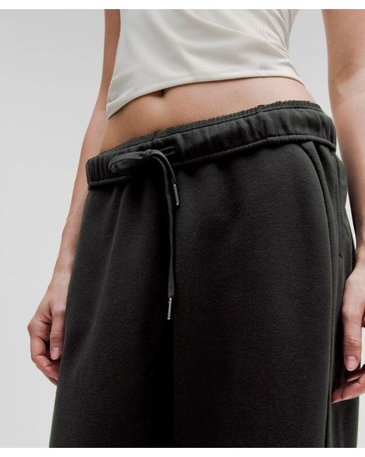 lululemon athletica Scuba Mid-rise Oversized Joggers Regular - Color Black - Size L