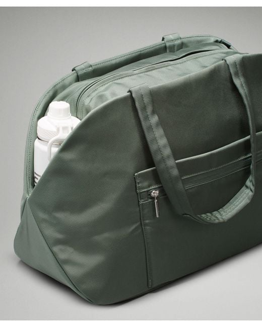 lululemon City Essentials Bag 25L in Green | Lyst