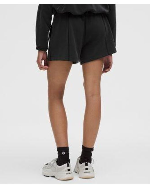 lululemon athletica Black – Softstreme High-Rise Shorts – 4" – – Size 4