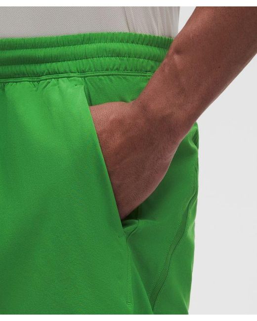 lululemon athletica Green – Pace Breaker Linerless Shorts – 5" – – Size Large for men