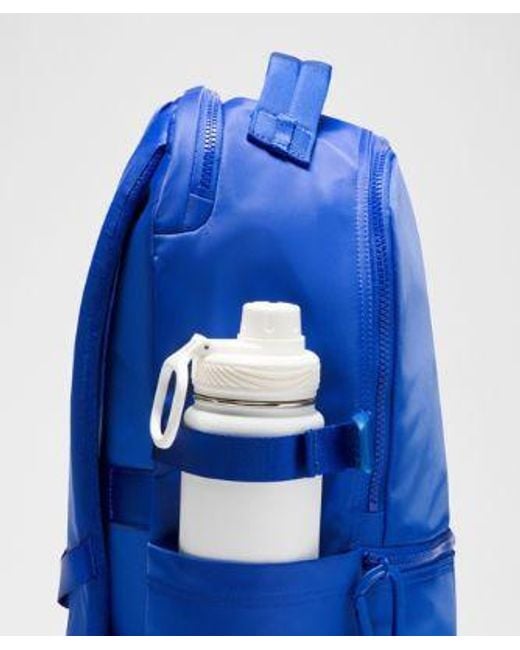 lululemon athletica Blue – New Crew Backpack 22L – /Khaki