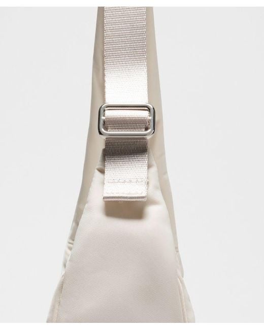 lululemon athletica White City Essentials Shoulder Bag 4L