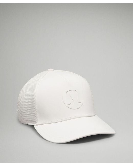 lululemon athletica White – Trucker Hat – –