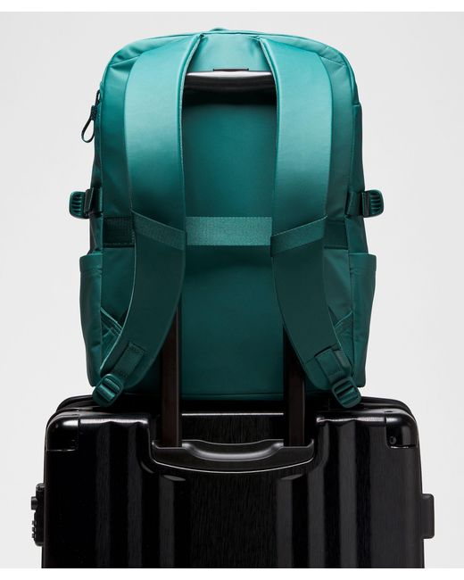 lululemon New Crew Backpack 22L in Green | Lyst