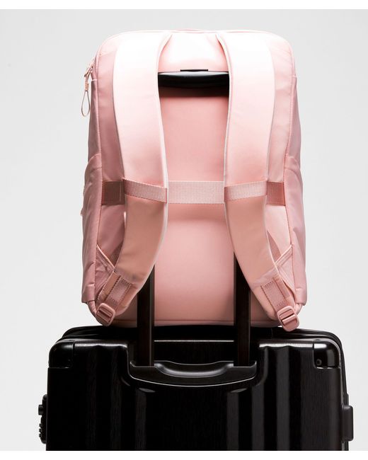 lululemon Everyday Backpack 21L in Pink | Lyst display picture 2