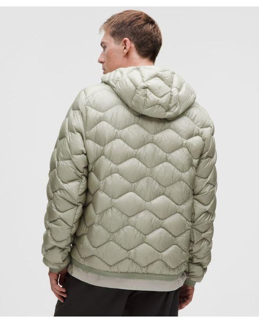 lululemon athletica Gray – Featherweight 900-Down-Fill Quilted Hooded Jacket – /Pastel – Size Large for men