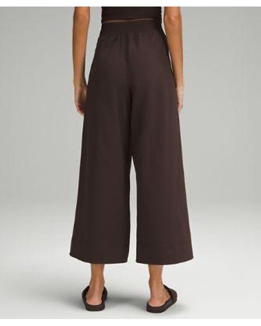 lululemon athletica Stretch Woven High-rise Wide-leg Cropped Pants - Color Brown - Size L